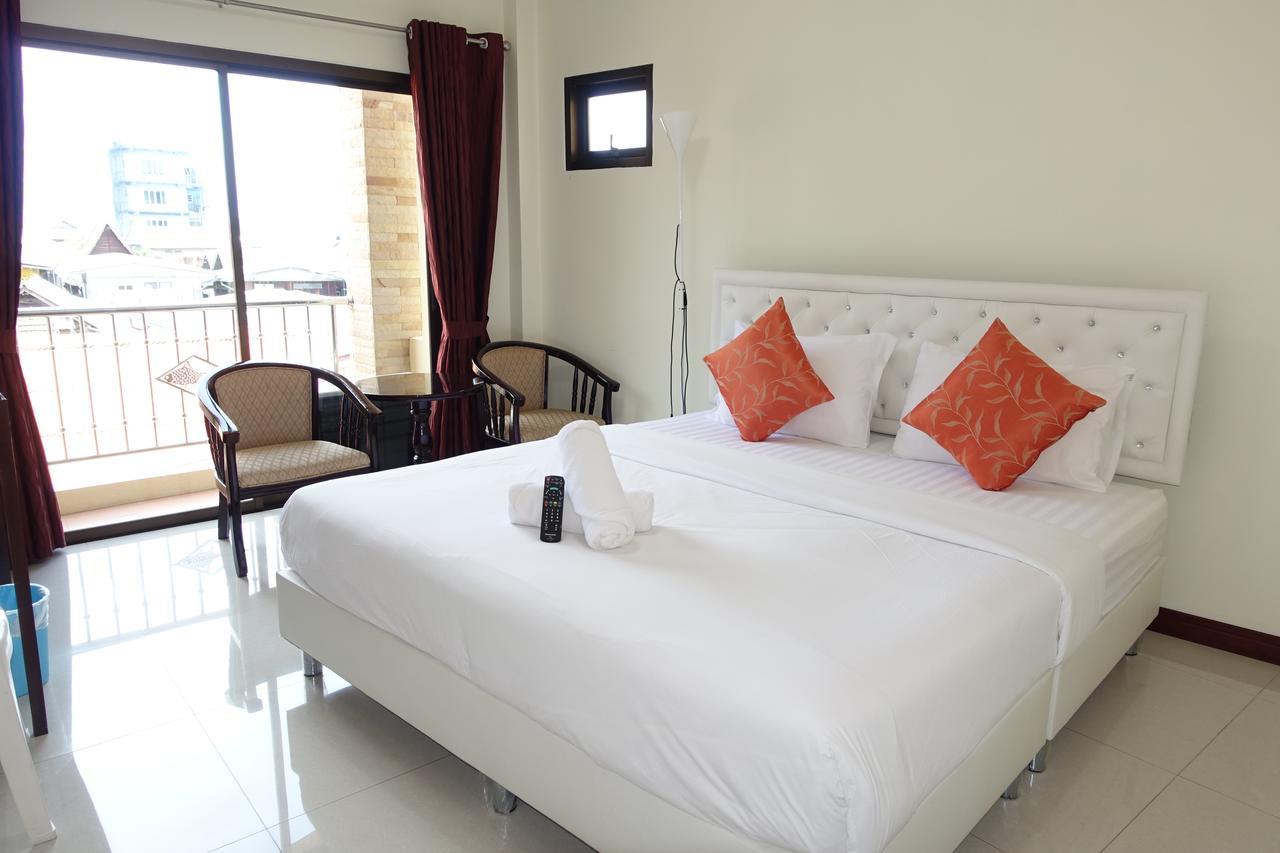 Baan Taweesuk Guest House HHQ Exteriér fotografie